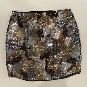 Express size small mini skirt NEW!